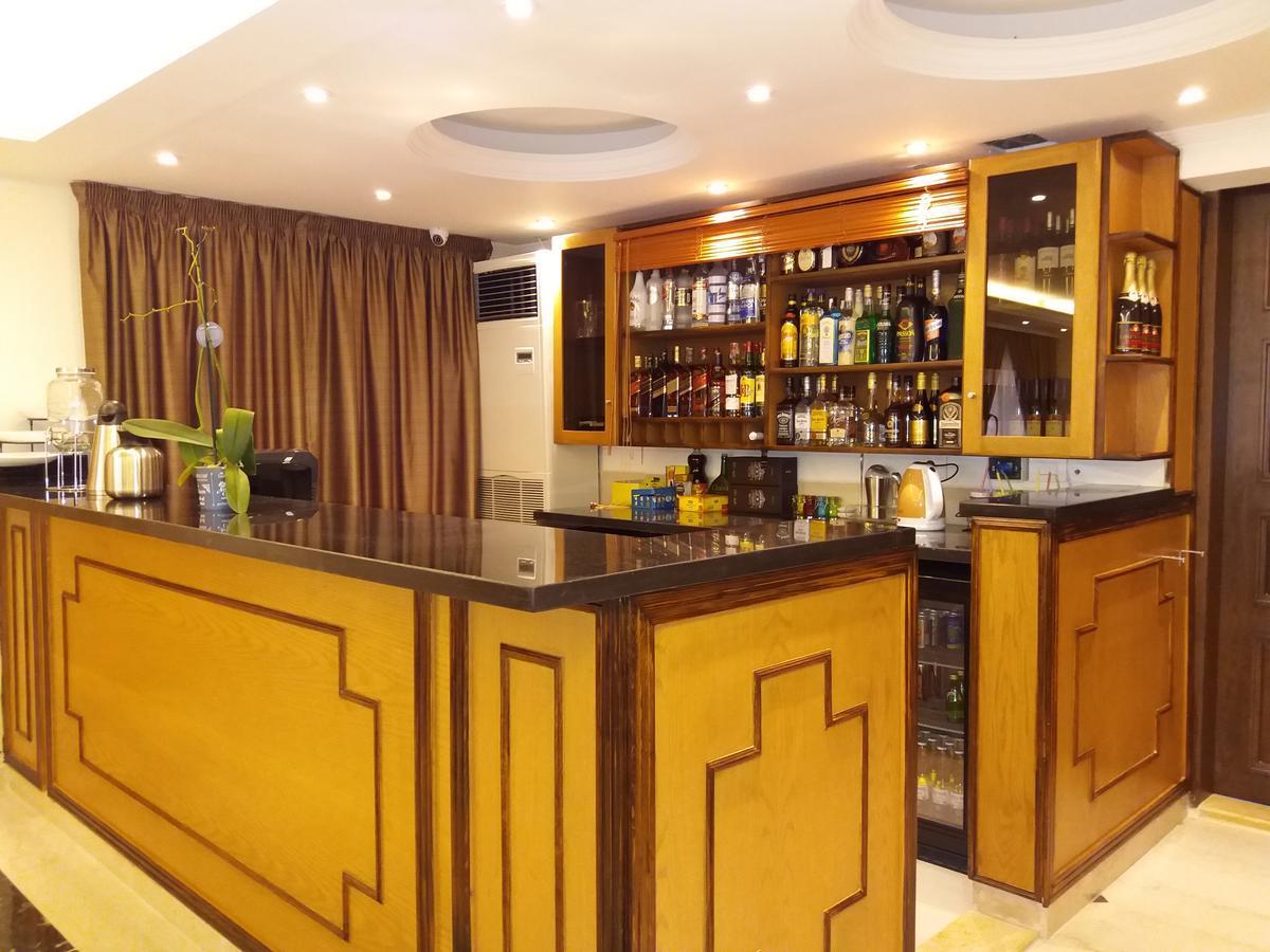 Green Lake Hotel - Jezzine Bagian luar foto